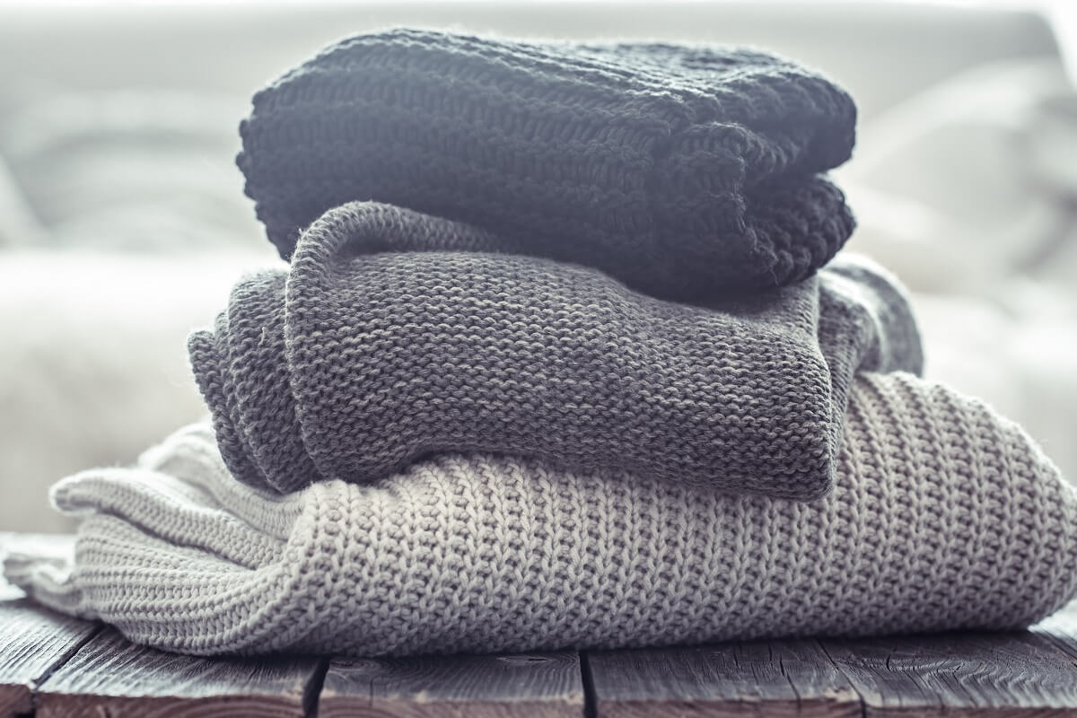 Steps to Take When Storing Your Seasonal Garments - Jimmy's Cleaners